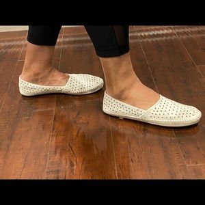 BCBG white flats